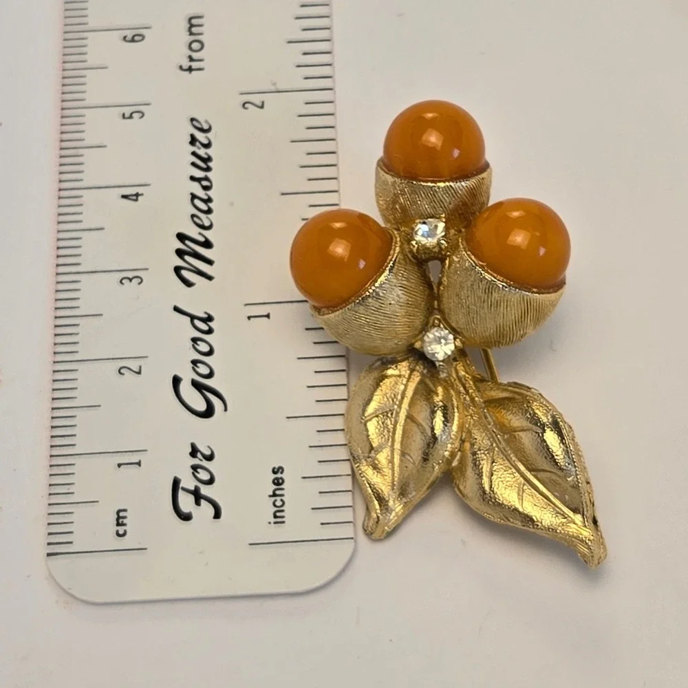 Brooch Gold Amber Excellent Vintage Acorn Berry Leaf Rhinestone - Picture 3 of 4